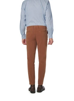 BOSS Black, Chino Kaiton, Slim Fit, Baumwolle, Braun -Herrenausstatter Geschaft 447638 norm2