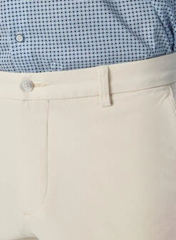 BOSS Black, Chino Kane, Regular Fit, Baumwolle, Ecru 9 BOSS Black, Chino Kane, Regular Fit, Baumwolle, Ecru -Herrenausstatter Geschaft 447639 norm3