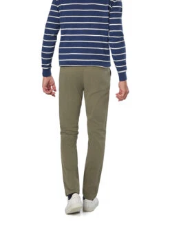 BOSS Orange, Chino, Slim Fit, Baumwolle, Dunkelgrün -Herrenausstatter Geschaft 448232 norm2