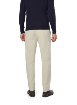 BOSS Orange, Chino, Regular Fit, Baumwolle, Hellbeige -Herrenausstatter Geschaft 448430 norm2