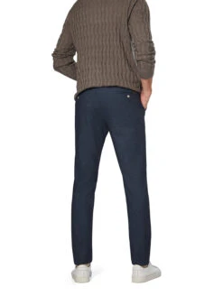 GARDEUR, Chino Tonic, Modern Fit, Mikrofase, Marine Meliert 6 GARDEUR, Chino Tonic, Modern Fit, Mikrofase, Marine Meliert -Herrenausstatter Geschaft 450343 norm2