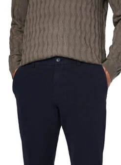 BOSS Black, Chino Kaiton, Slim Fit, Baumwolle, Dunkelblau -Herrenausstatter Geschaft 450649 norm3