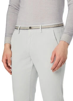Mason's, Chino Torino, Slim Fit, Baumwolle, Hellgrau -Herrenausstatter Geschaft 452182 norm3