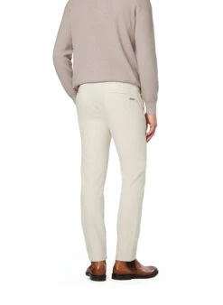 BOSS Green, Hose Commuter, Slim Fit, Jersey Wasserabweisend, Ecru -Herrenausstatter Geschaft 452552 norm2